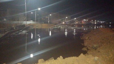 В Кокшетау река Кылшакты из-за талых вод перелилась через автомобильный мост