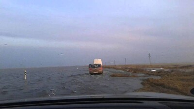 Размытую в Павлодарской области трассу закрыли от села Майское до Курчатова