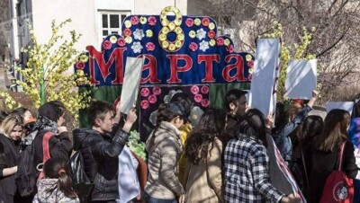 Феминистки устроили марш в центре Бишкека