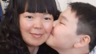 Токаев поручил помочь мальчику из Караганды, который страдает болезнью Дюшенна