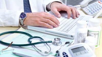 Доступ к персональным данным пациента предоставят только участковым врачам