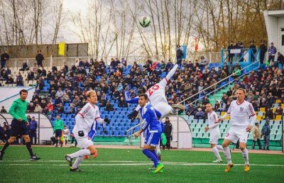 Айсултана Назарбаева просят спасти футбольный клуб Темиртау