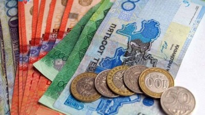 Выплаты в 42 500 тенге получили почти 1,7 млн казахстанцев 