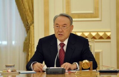 Назарбаев обратился к бизнесу с просьбой хранить валютную выручку в Казахстане