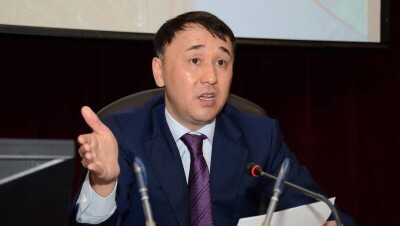 Аким Костанайской области призвал премировать рабочих в честь юбилея Независимости