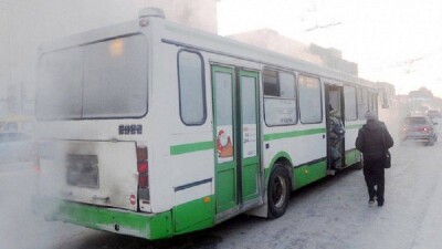 В Кокшетау деньги за проезд водителю автобуса бросили в лицо