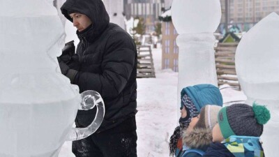 Победителей конкурса ледовых скульптур выбрали в Астане