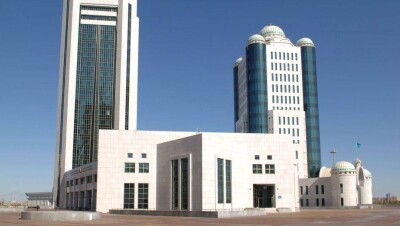 Мажилис одобрил финансирование из бюджета компаний по управлению СЭЗ