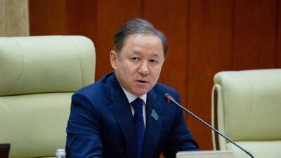 Не лихорадить финансовый рынок призвал Нигматулин руководство Нацбанка
