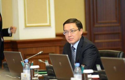 Почему казахстанским чиновникам нужно говорить с нами?