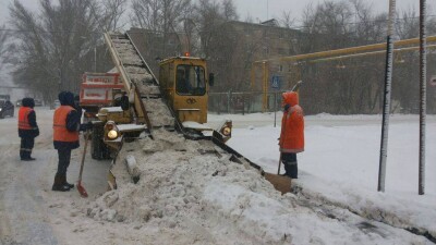 Акимат Уральска просит горожан взяться за лопаты
