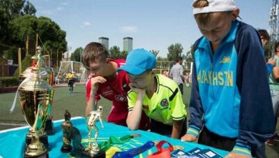 Воспитанники детдома из Караганды отправятся в гости к "Челси"