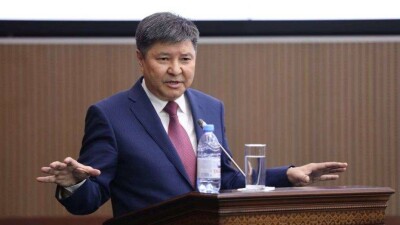 25-летие ЦИК РК: Асанов и Имашев обсудили снятие кандидатов с выборов из-за 10 тенге