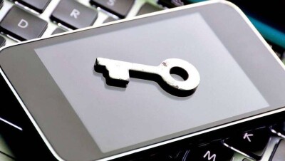 Специальное ПО установят на личные смартфоны банковских служащих в Казахстане