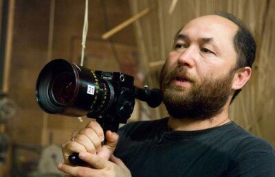 Герои нового шоу Тимура Бекмамбетова выживают ради квартиры в Москве