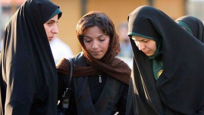 Власти Ирана: всё больше людей выступает против обязательного ношения хиджаба