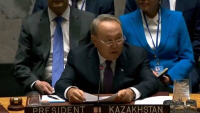 Иностранные инвесторы вложили в экономику Казахстана 300 млрд долларов – Назарбаев