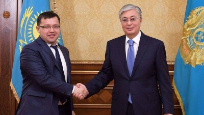 Олжас Худайбергенов стал внештатным советником президента