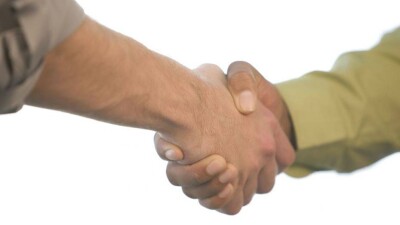 Аким простил ударившего его по лицу сельчанина в Павлодарской области