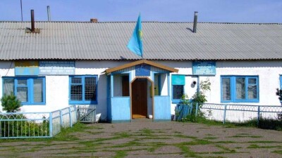 В южных районах Казахстана акимы по полгода не получают зарплату 