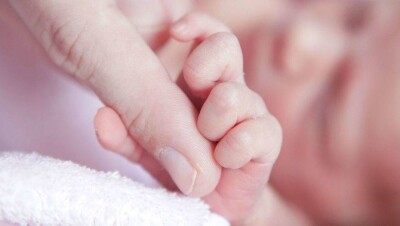 В 2017 году в Казахстане на 100 новорождённых девочек пришлось 107 мальчиков