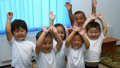 Казахстанцев в очередь в детские сады будут ставить автоматически при рождении