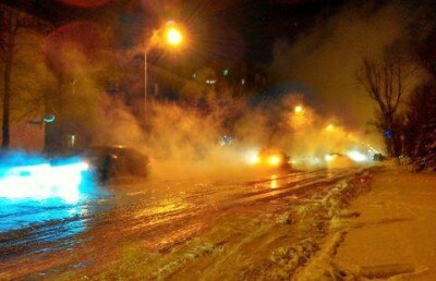 Кипятком залило две улицы в Астане