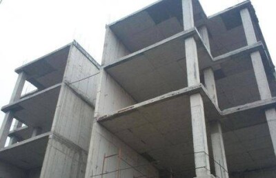 Акимат Алматы в прямом эфире снёс незаконно построенное здание 