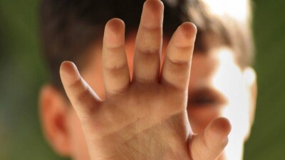 Десятилетний мальчик простил избившую его жительницу Алматы