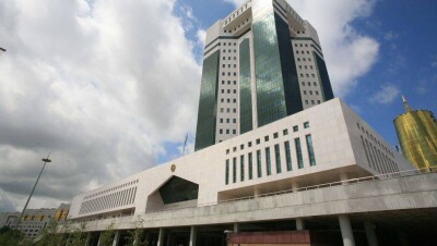 Возможное влияние антироссийских санкций на РК обсудит Правительство Казахстана