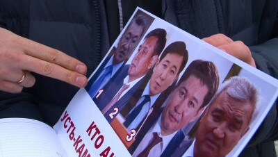 Жители Усть-Каменогорска не узнали своего акима на фото