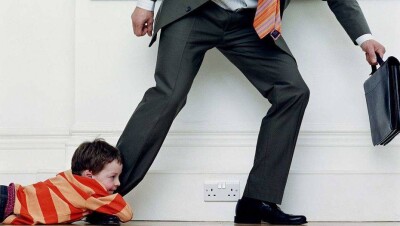 3,7 млрд тенге задолжали своим детям злостные неплательщики алиментов