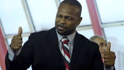 Звезда мирового бокса Рой Джонс снова приедет в Караганду