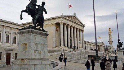 В Австрии разрешили работать по 12 часов в сутки