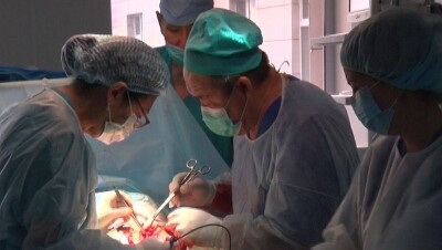 Гигантскую опухоль удалили жительнице Актюбинской области