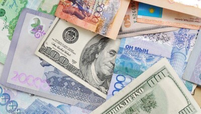 Доллар на бирже подорожал на 1,64 тенге. Объём торгов составил 255 млн долларов