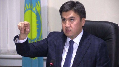 Сэкономленные на отказе от авто чиновников Шымкента деньги направят на премии