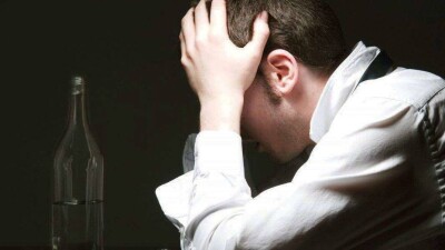 На сотрудника акимата Актау завели дело из-за скандала в кафе с неоплаченным счётом 
