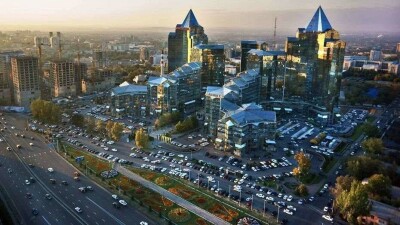 Несколько улиц из-за ремонта перекроют для движения транспорта в Алматы