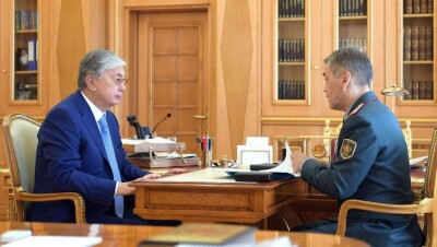 Токаев поручил наградить военнослужащих, отличившихся во время спасательных работ в Арыси 