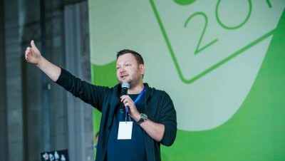 На конференции по контент-маркетингу участвовало более 500 человек и спикеры из 4 стран