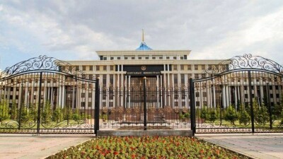 Двое из пяти заместителей министра обороны освобождены от должностей