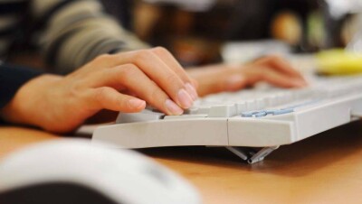 После череды хищений в "СК-Фармация" проведение тендеров будут транслировать онлайн 