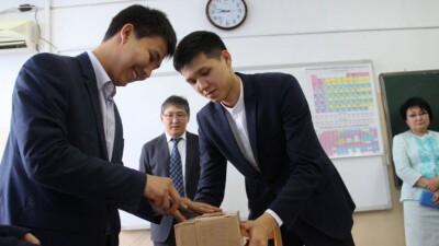 Депутаты попросили освободить учителей от организации ЕНТ 