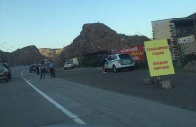 Дорожные полицейские Талдыкоргана обиделись на шутливый пост в соцсети и подали на автора в суд