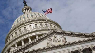 Конгресс США принял резолюцию, осуждающую Трампа за расизм