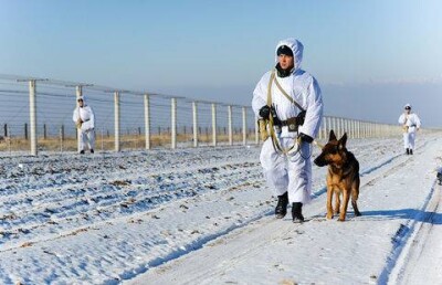 Назарбаев обсудил с главой КНБ защиту государственной границы Казахстана
