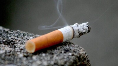 Житель Актау попал за решётку за выброшенный окурок