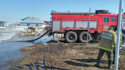 Жители Темиртау остались без питьевой воды из-за паводка
