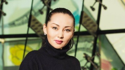 Баян Максаткызы о школьной жизни: В меня был влюблён учитель – 22-летний агашка